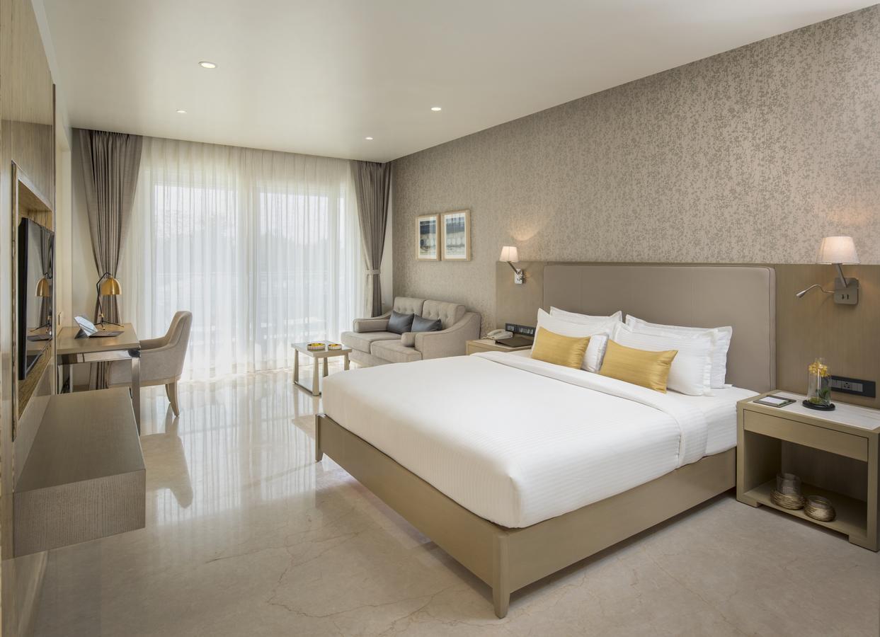 กาเพียร โฮเทล แอนด์ สปา Hotel วาโดดารา ภายนอก รูปภาพ