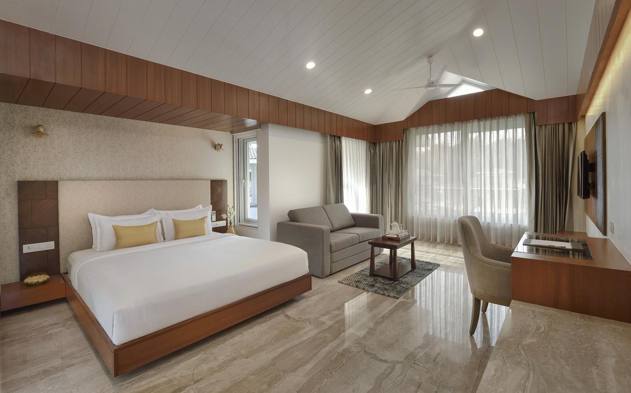 กาเพียร โฮเทล แอนด์ สปา Hotel วาโดดารา ภายนอก รูปภาพ